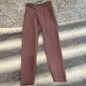 Old navy leggings, mauve color, Medium size